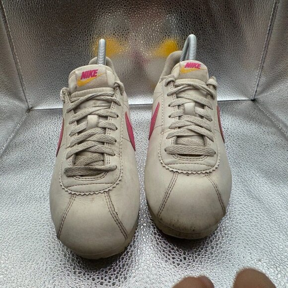 Size 7.5 Nike Classic Cortez Leather White Pink Womens Sneaker Shoes 807471-112 - Picture 6 of 10